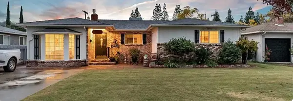 144 N Pollasky Avenue, Clovis, CA 93612