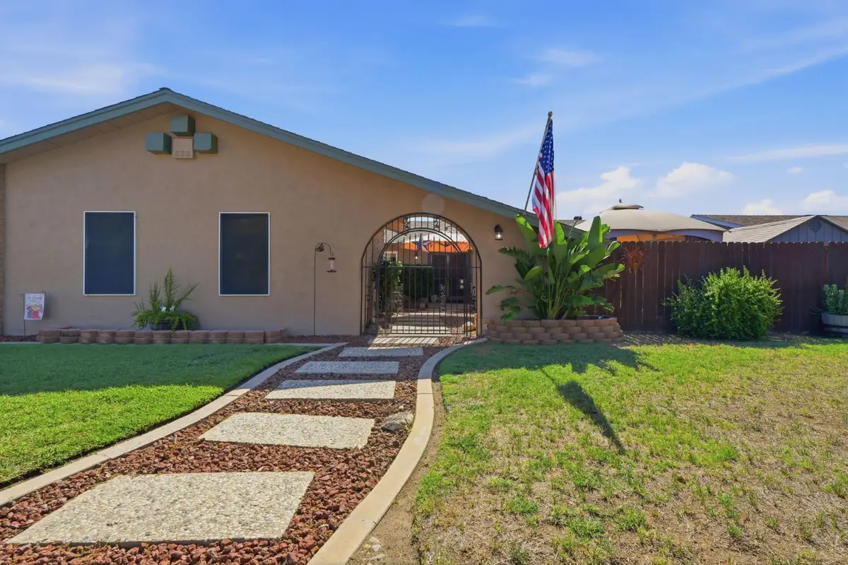 896 N Mahaleb Street, Tulare, CA 93274 - #1