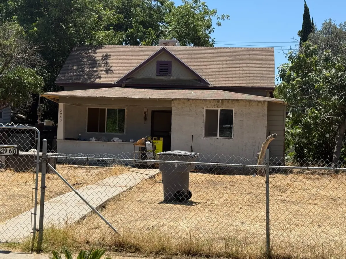 2960 E Illinois Avenue, Fresno, CA 93701 - #1