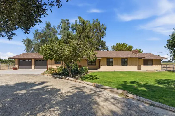 16528 14th Avenue, Hanford, CA 93230