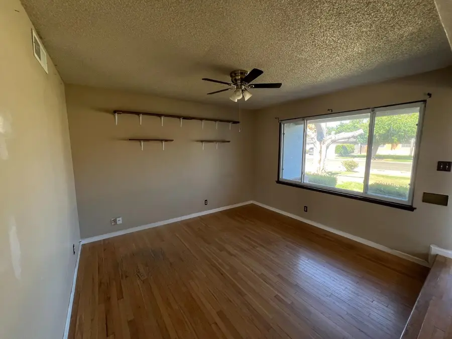 4463 N Meridian Avenue, Fresno, CA 93726 - #3