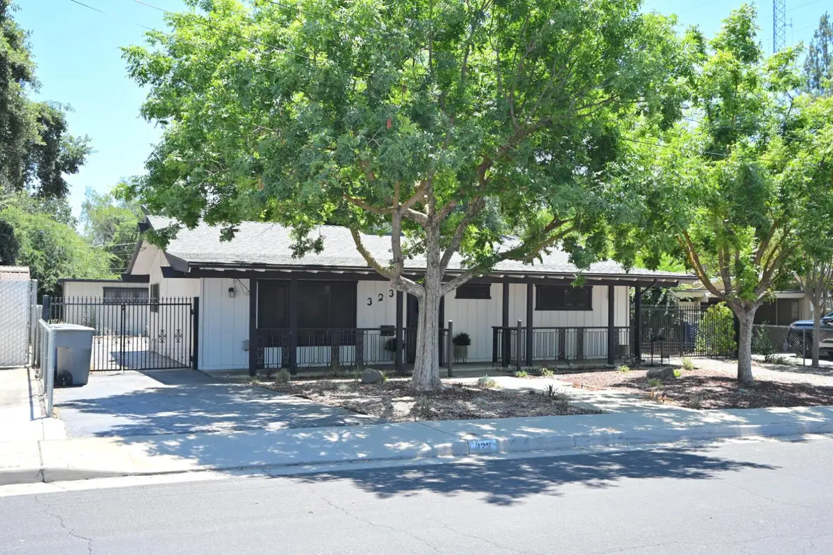 323 Elm Avenue, Clovis, CA 93612 - #1