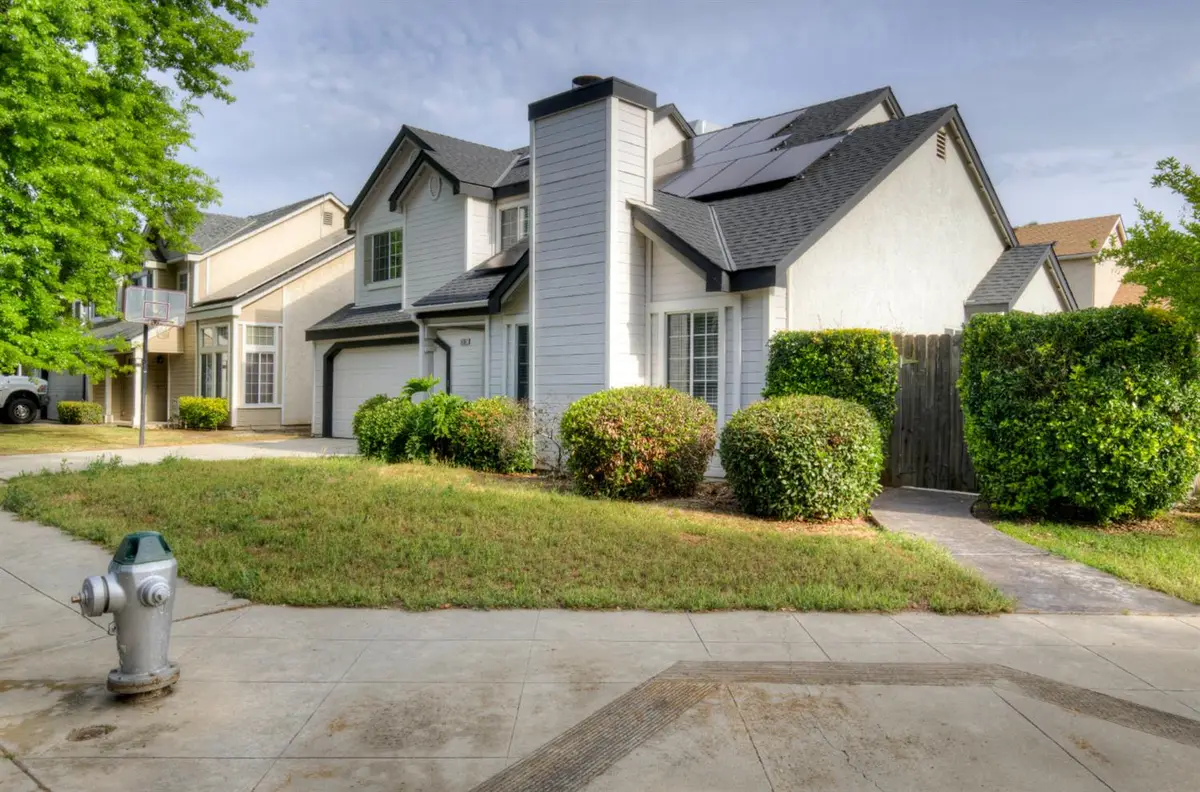 1761 E Jordan Avenue, Fresno, CA 93720 - #1