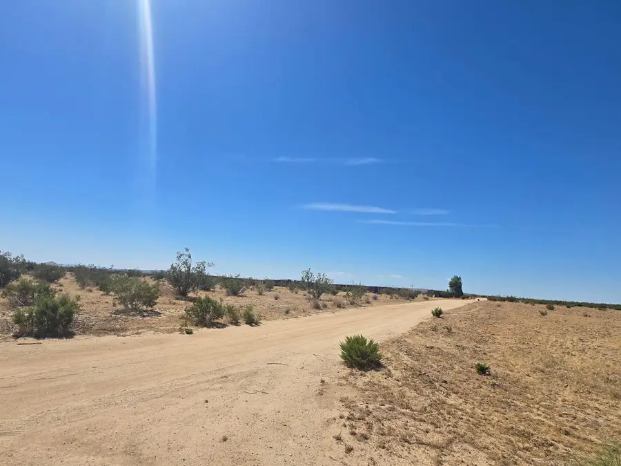 123 Lime Avenue, California City, CA 93505 - #2