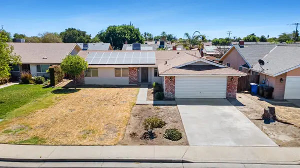 2117 Beechwood Court, Hanford, CA 93230
