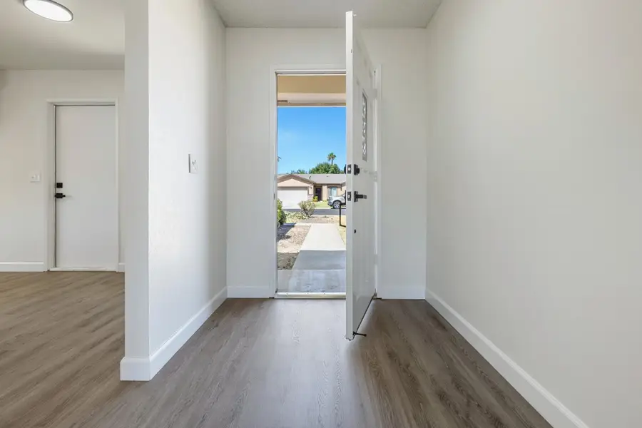 2117 Beechwood Court, Hanford, CA 93230 - #3