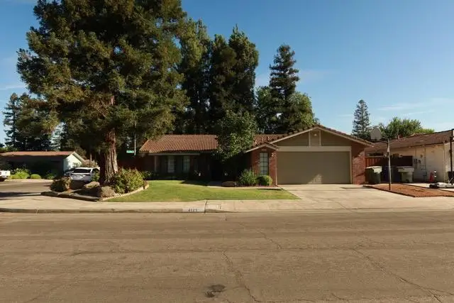 4123 W Los Altos Avenue, Fresno, CA 93722 - #1