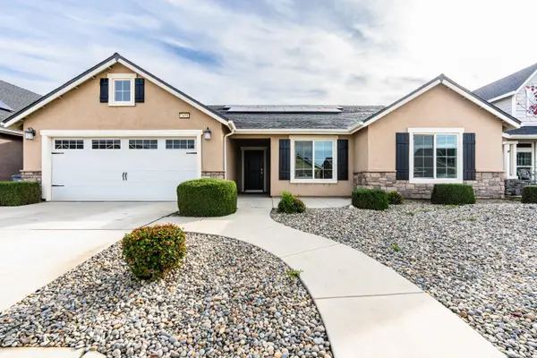 2451 Hermosa Avenue, Clovis, CA 93619