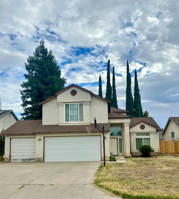 5542 W Willis Avenue, Fresno, CA 93722