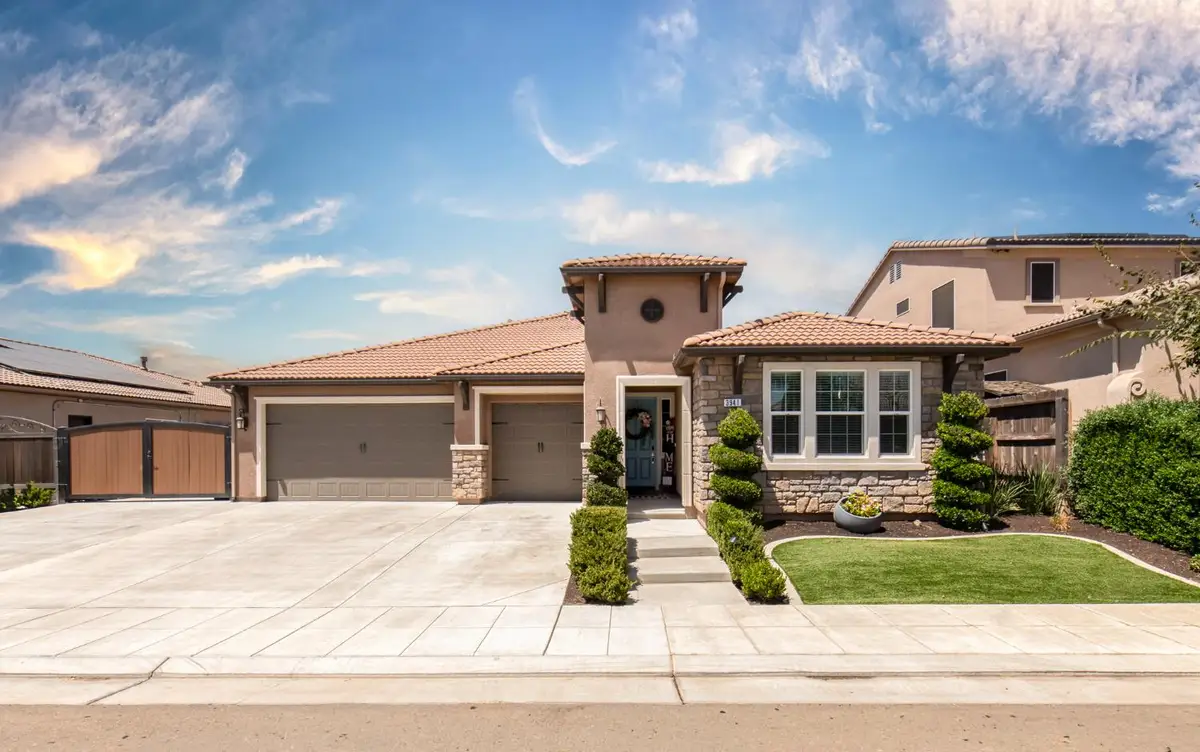 3941 Sussex Avenue, Clovis, CA 93619 - #1