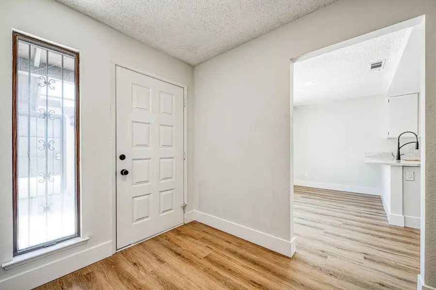 4985 E Butler #124, Fresno, CA 93727 - #2