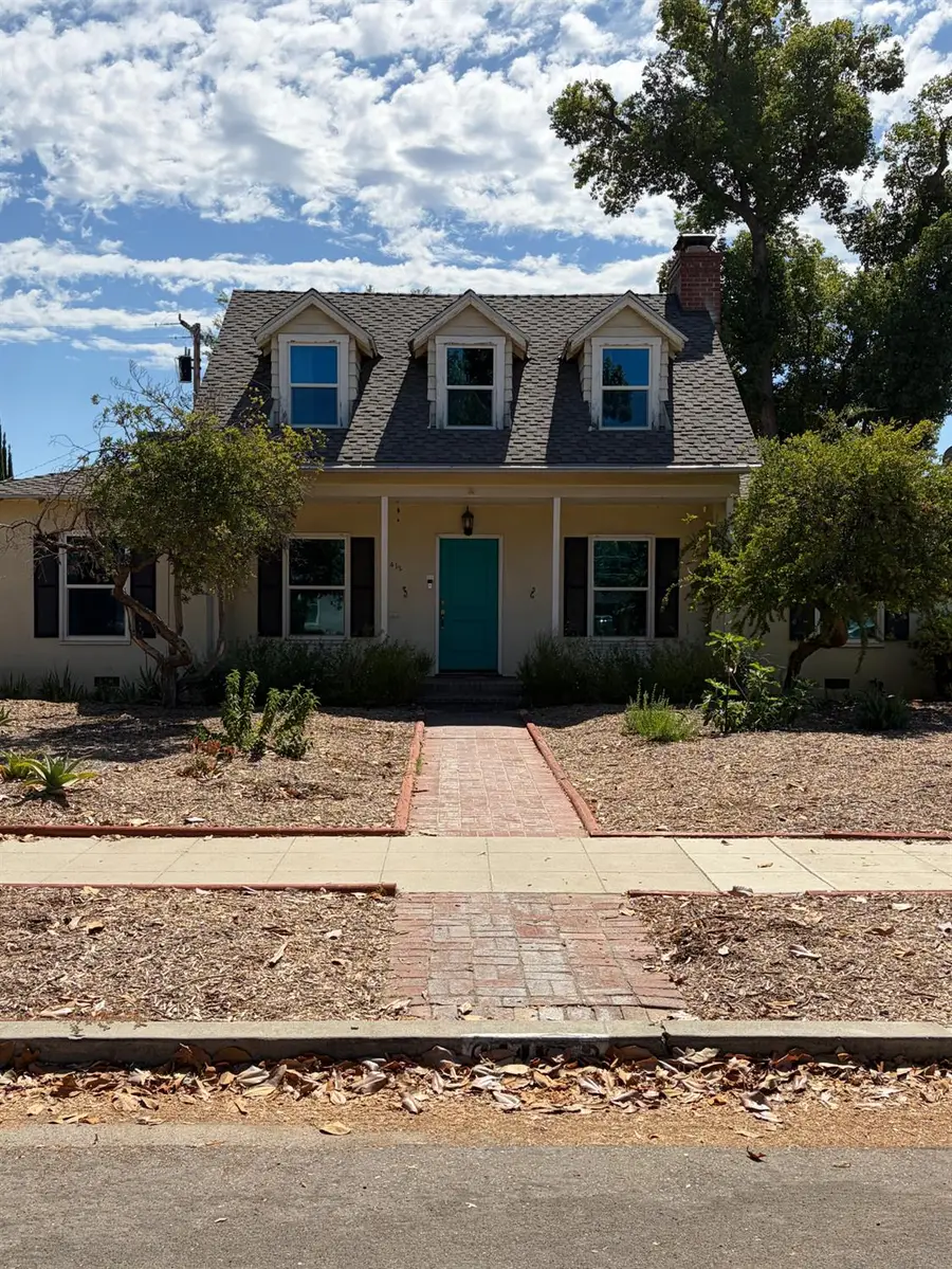 1412 N Vagedes Avenue, Fresno, CA 93728 - #2