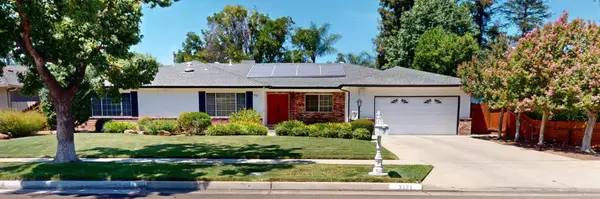 3222 W Dovewood Lane, Fresno, CA 93711