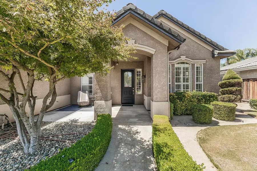 4994 W Minarets Avenue, Fresno, CA 93722 - #3