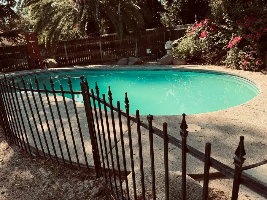 9356 N Barton Avenue, Fresno, CA 93720 - #2