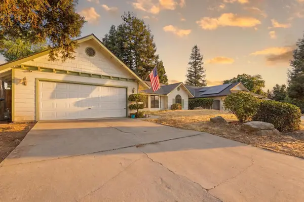 1035 N Rono Street, Visalia, CA 93291