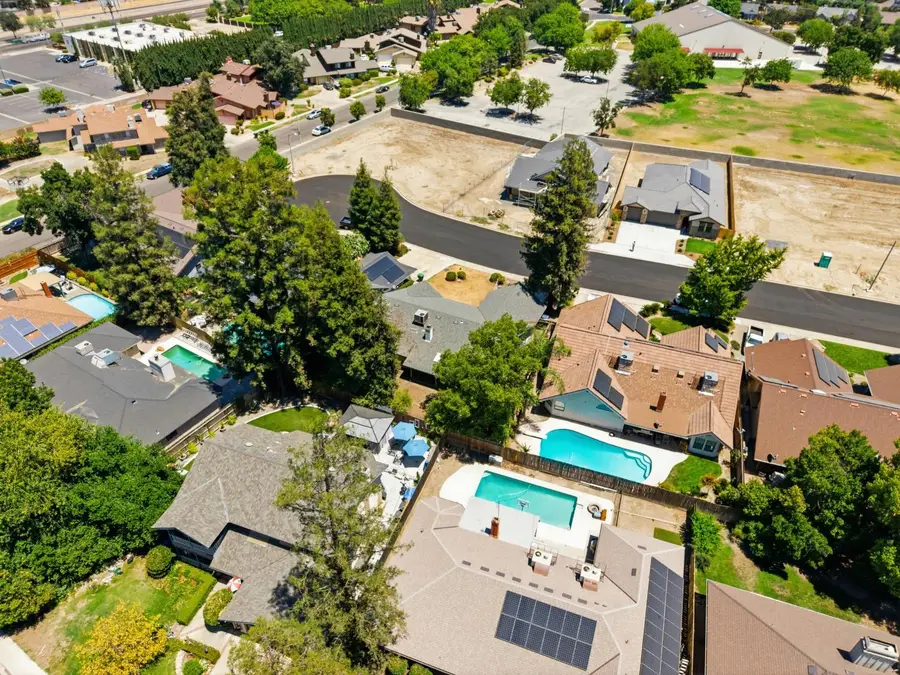 1035 N Rono Street, Visalia, CA 93291 - #3
