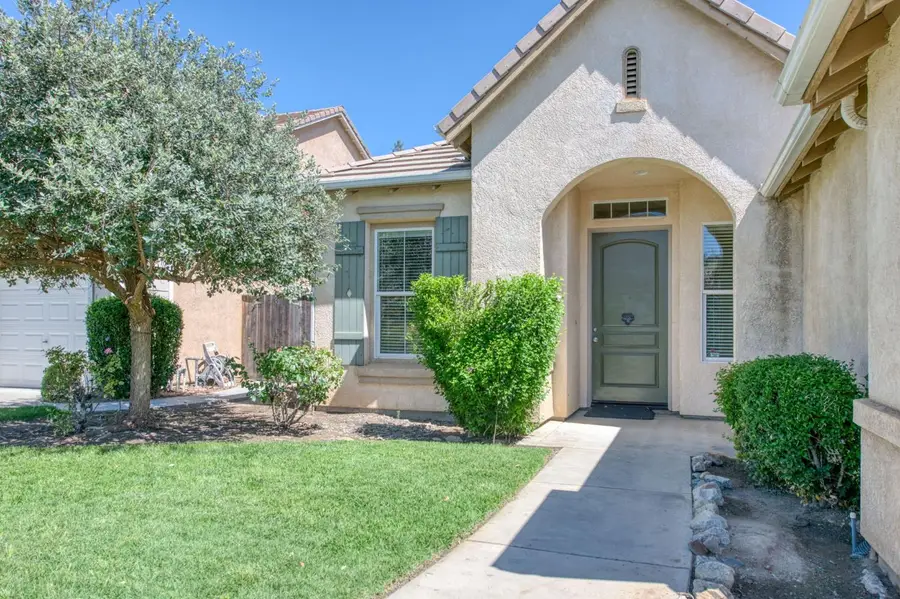 1975 Lester Avenue, Clovis, CA 93619 - #2
