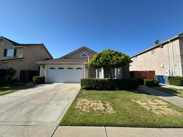 2928 Norwich Avenue, Clovis, CA 93611