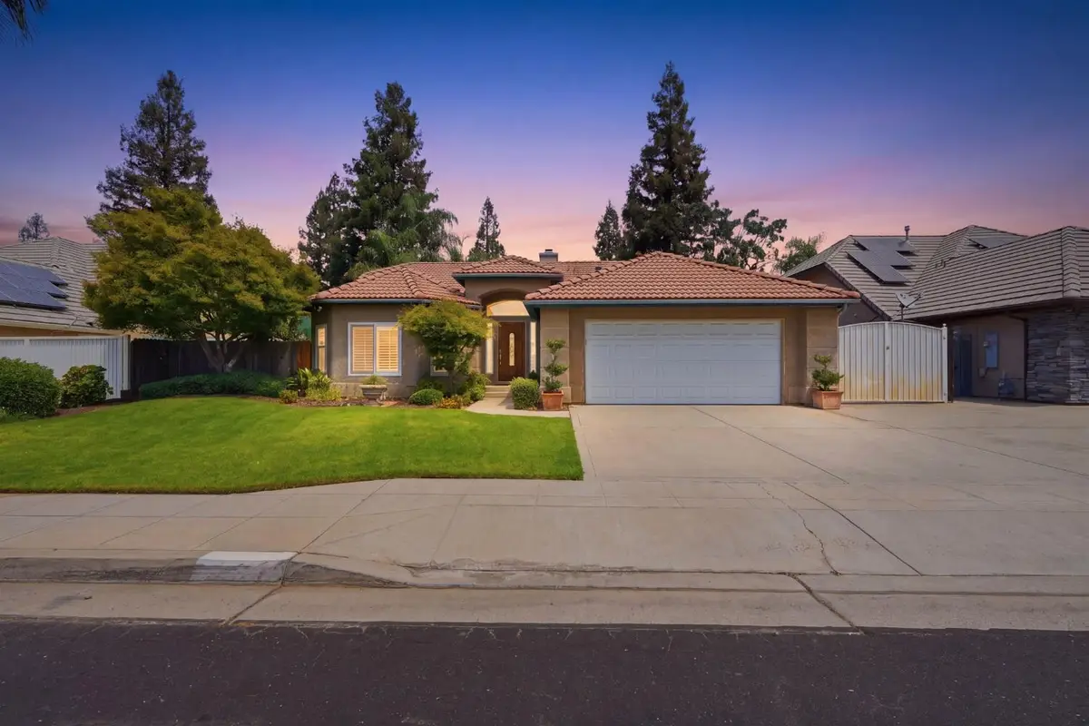 2571 Wrenwood Avenue, Clovis, CA 93611 - #1
