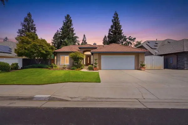 2571 Wrenwood Avenue, Clovis, CA 93611