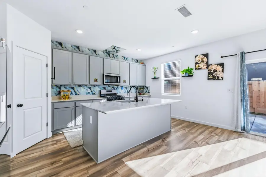 6293 W Willis Avenue, Fresno, CA 93723 - #3