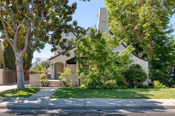 544 E Clinton Avenue, Fresno, CA 93704