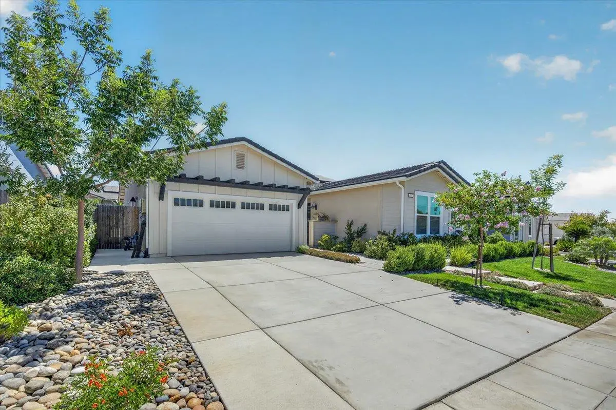 655 Huntington Avenue S, Madera, CA 93636 - #1