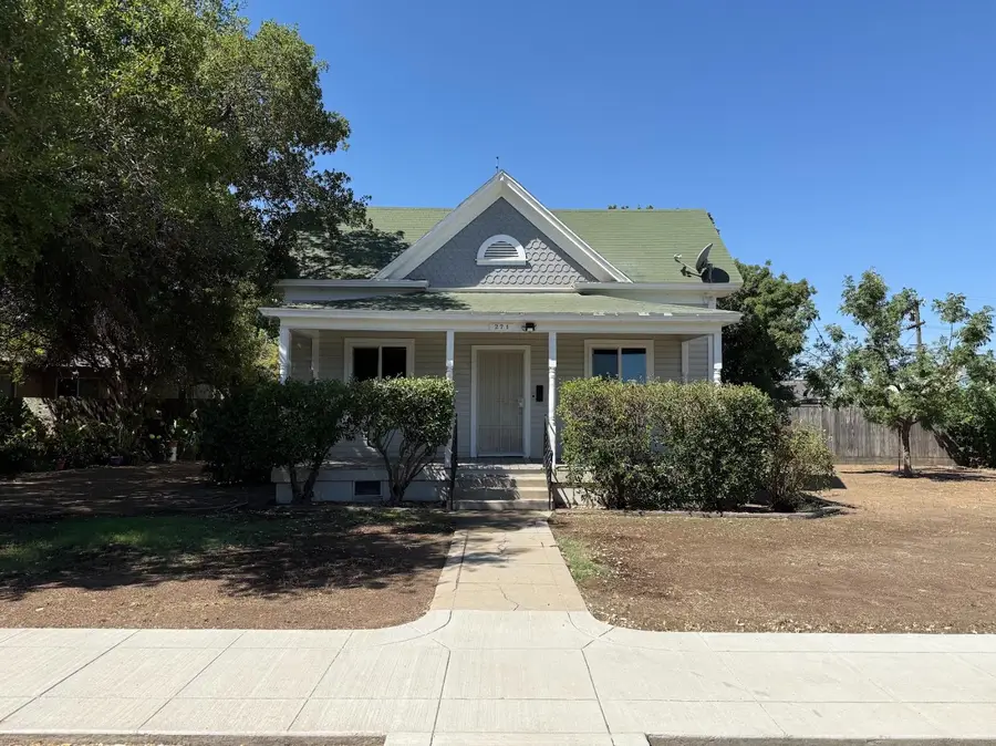 271 N I Street, Dinuba, CA 93618 - #2