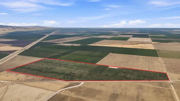 45551 W Panoche Road, Firebaugh, CA 93622