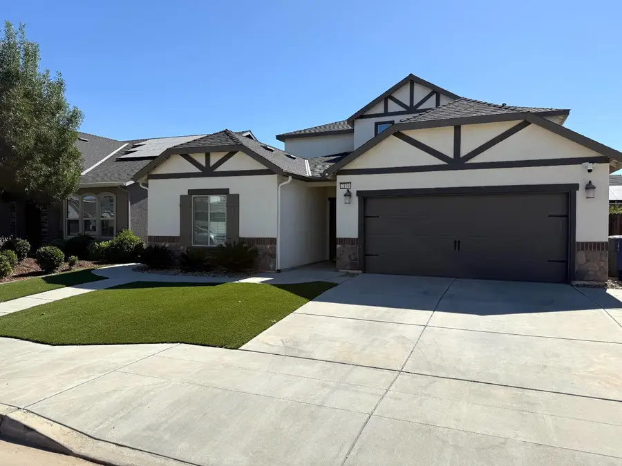2139 La Canada Avenue, Clovis, CA 93619 - #2