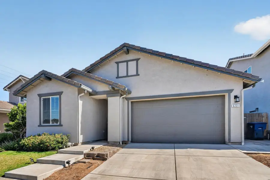 6231 E Berkeley Avenue, Fresno, CA 93727 - #2