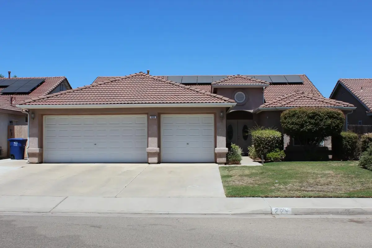 229 Lake Street, Kingsburg, CA 93631 - #1