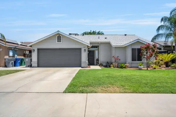 2086 Mitchell Avenue, Selma, CA 93662