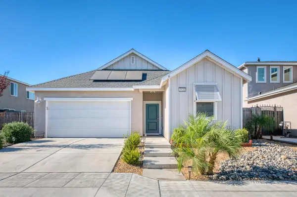 5924 W Laguna Avenue, Fresno, CA 93722