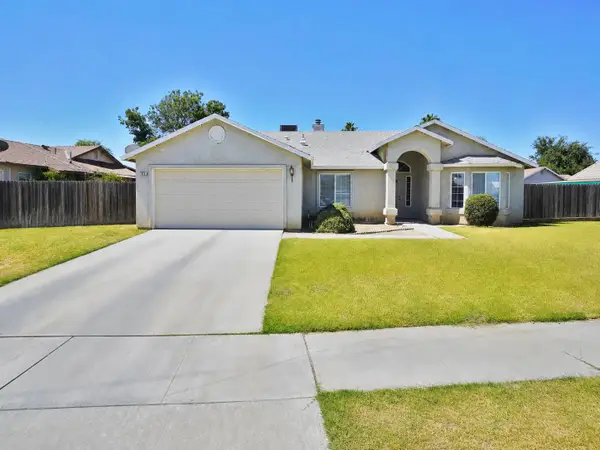 799 Daphne Lane, Lemoore, CA 93245