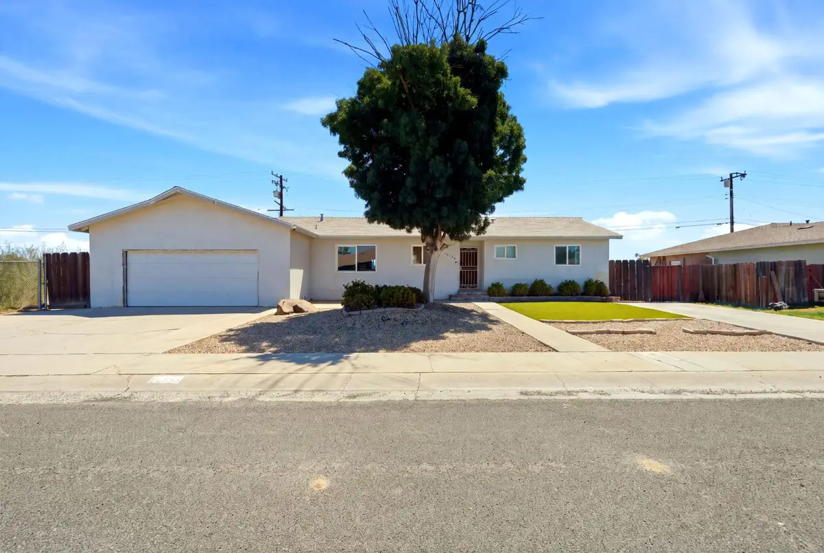 10139 David Street, Hanford, CA 93230 - #1