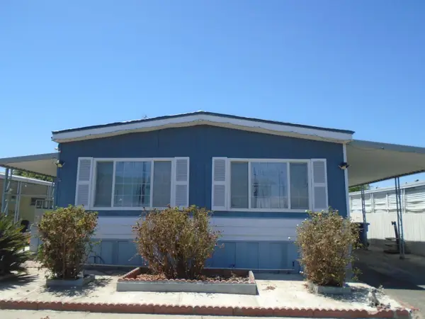 860 E Grangeville Boulevard #157, Hanford, CA 93230