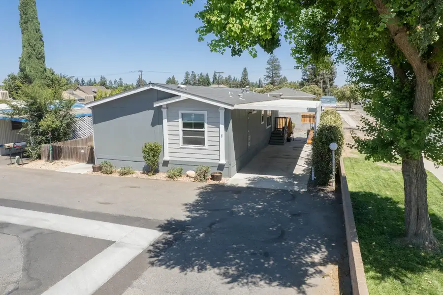 415 N Akers Street #Spc 1, Visalia, CA 93291 - #2