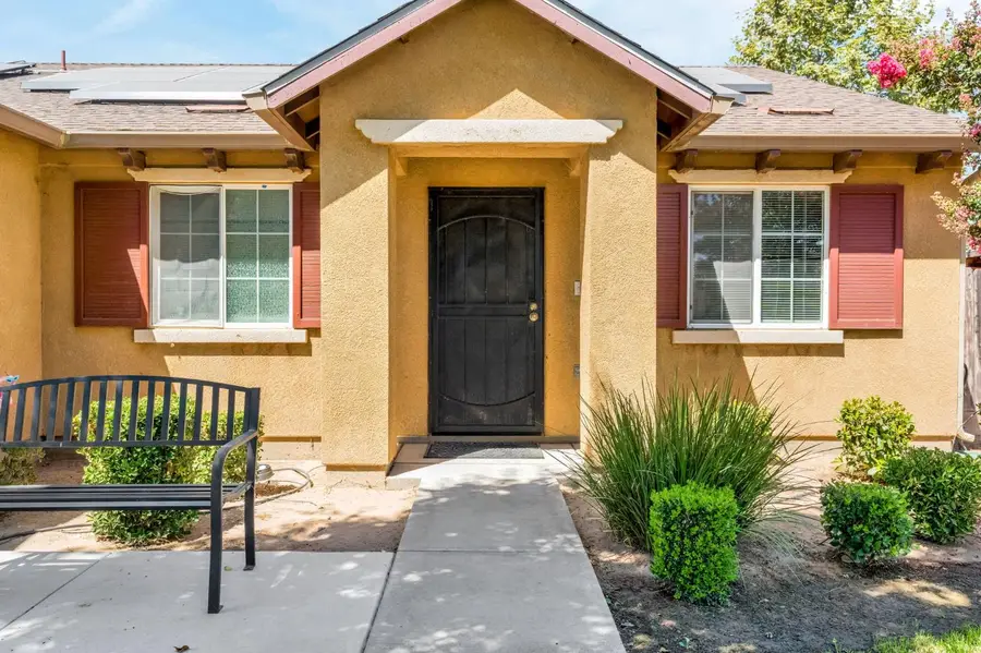 512 Sunnyside Avenue, Fresno, CA 93727 - #3