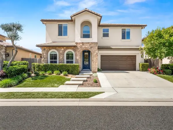 1229 E Via Roma Drive, Fresno, CA 93730