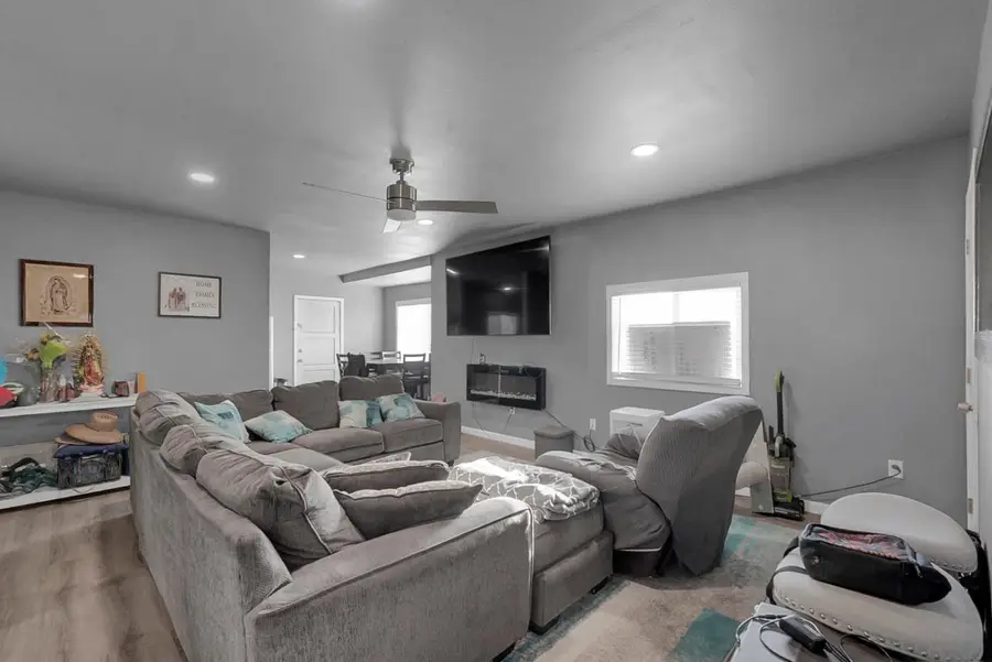 17107 Avenue 24, Chowchilla, CA 93610 - #2