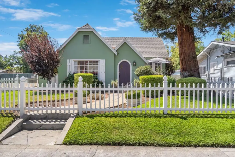 366 E Olive Avenue, Fresno, CA 93728 - #2