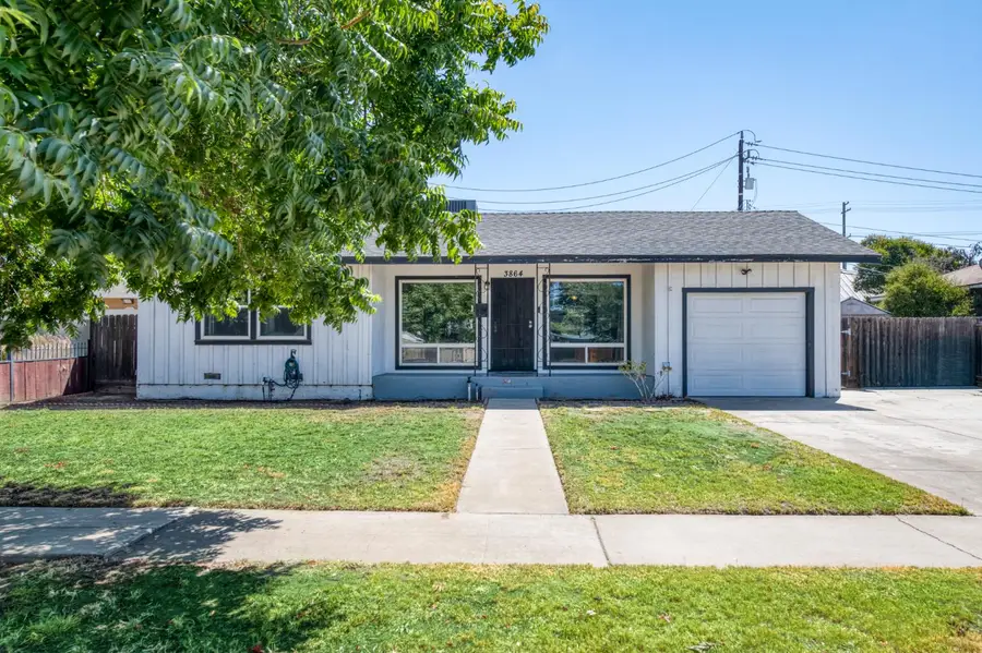 3864 N Manor Avenue, Fresno, CA 93705 - #2