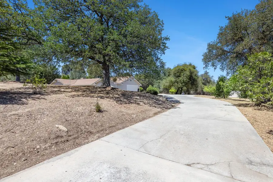 47555 Willow Pond Road, Coarsegold, CA 93614 - #2