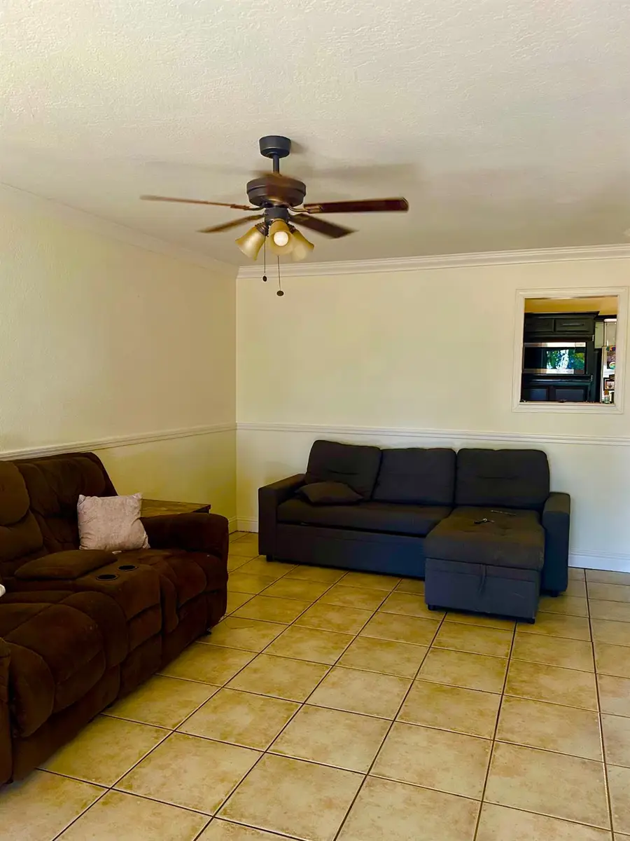 4736 E Lyell Avenue, Fresno, CA 93702 - #2