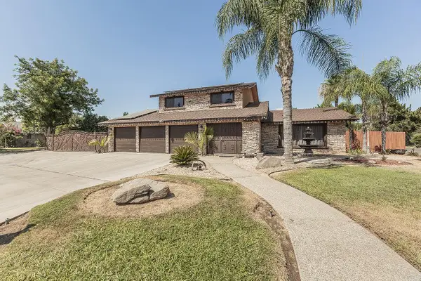 1534 S Sylmar Avenue, Fresno, CA 93727