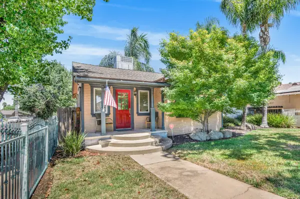 1107 E Brown Avenue, Fresno, CA 93704