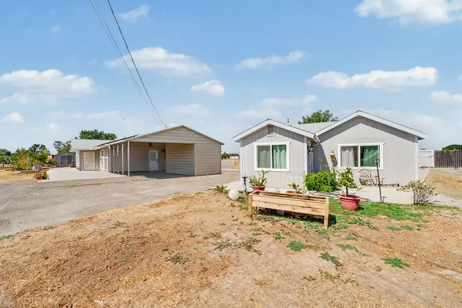 17112 Monreal Road, Madera, CA 93636 - #2