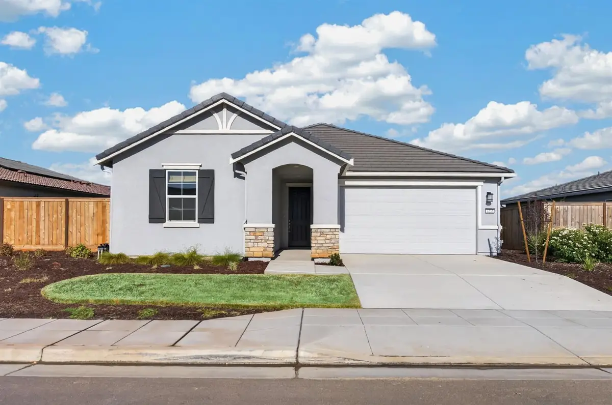 3235 Lourdes Avenue, Clovis, CA 93619 - #1